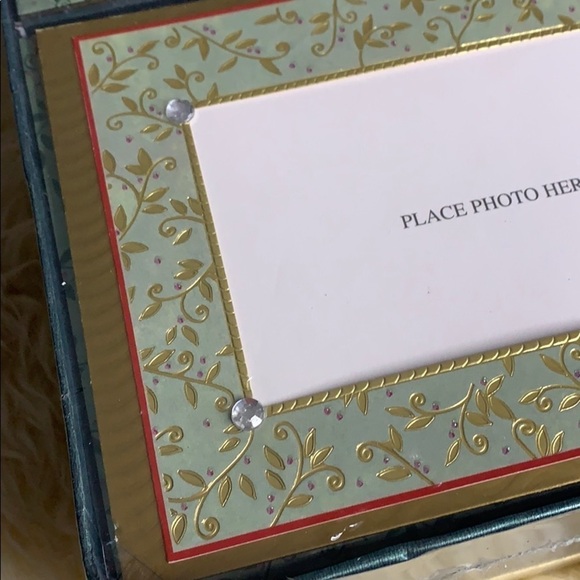 New in Box Hand Crafted Holiday Cards & Envelopes - Picture 4 of 7